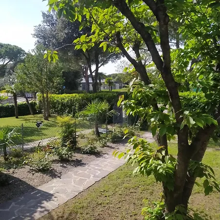 Villa 37 On Aprilia Marittima, Elegance At Its Best! Aprilia Marittima