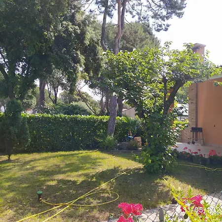 37 On Aprilia Marittima, Elegance At Its Best! Villa *
